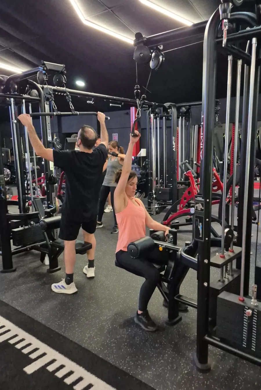 Musculación guiada en Anothen Active, AIMFIT Villa Allende